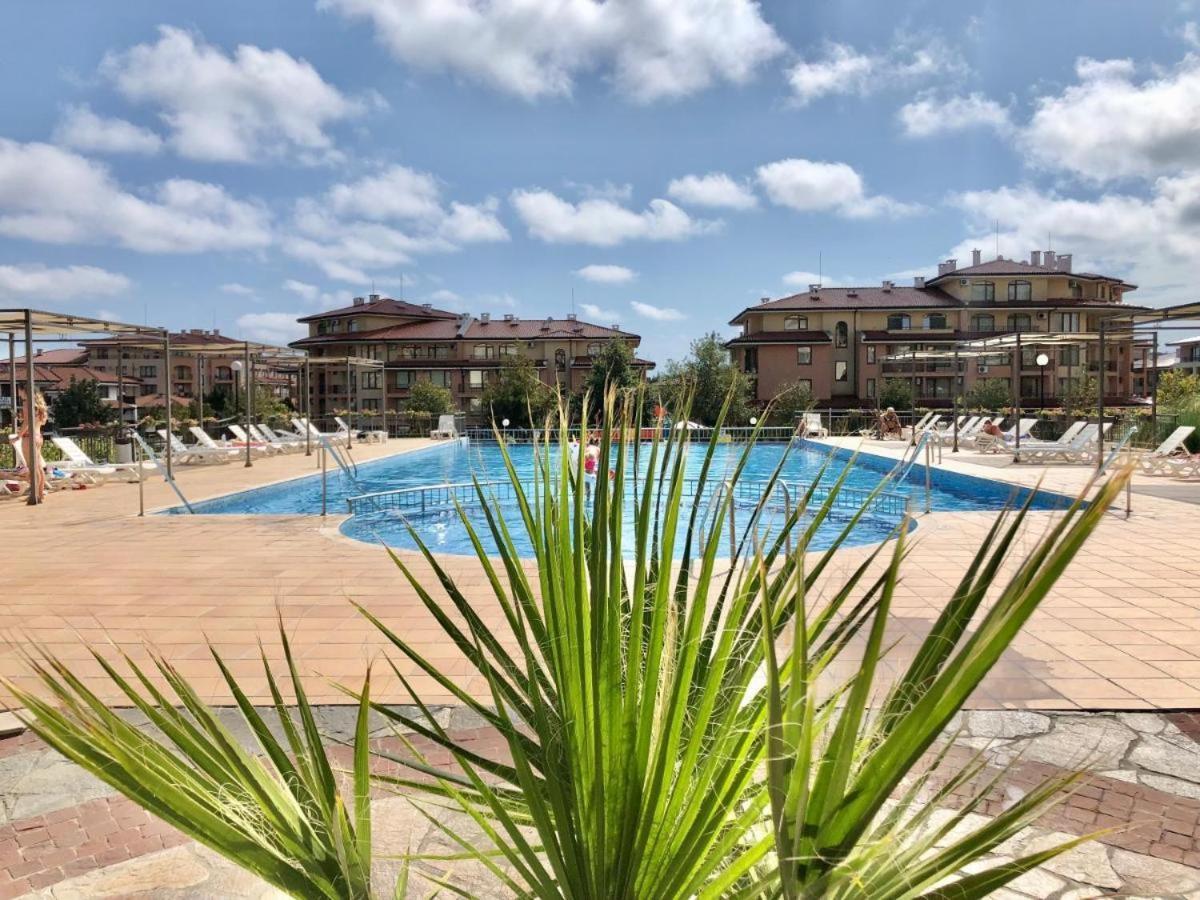 Charming Studio In Sorrento Sole Mare Sveti Vlas Εξωτερικό φωτογραφία