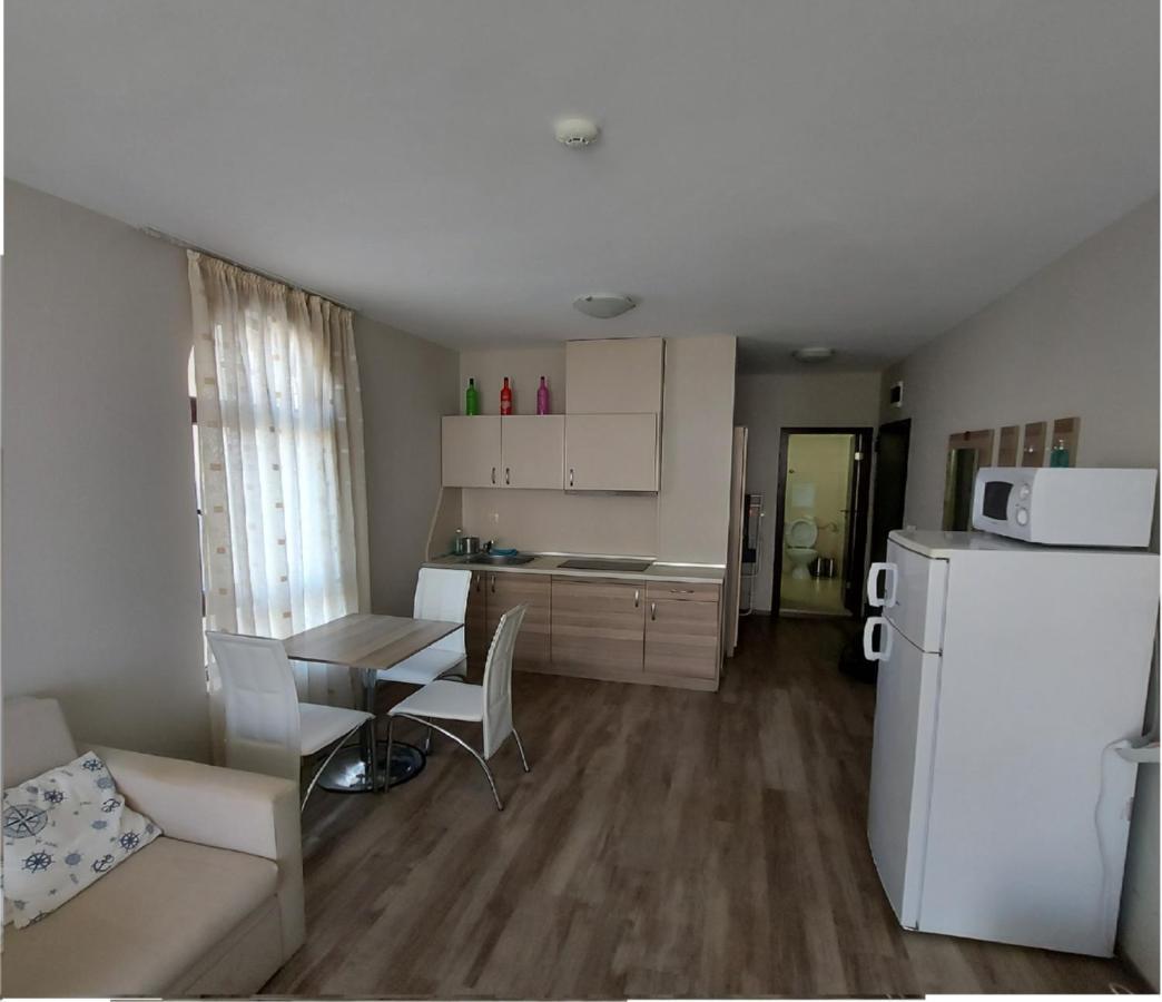 Charming Studio In Sorrento Sole Mare Sveti Vlas Εξωτερικό φωτογραφία